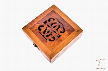 Thuya Wood Boîte à bijoux en thuya creusée avec 3 compartiments 
