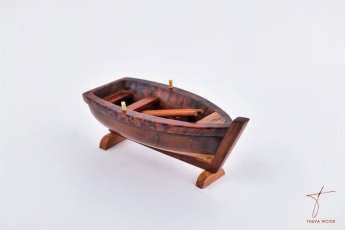 Thuya Wood Thuya Wood Fishing Boat Model with Natural Wood Motifs