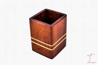 Thuya Wood Artisanal Thuya Wood Pen Holder