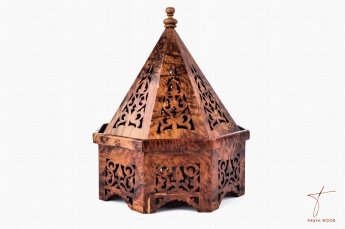 Thuya Wood Dry Fruit Box with Carved Thuya Root Motifs