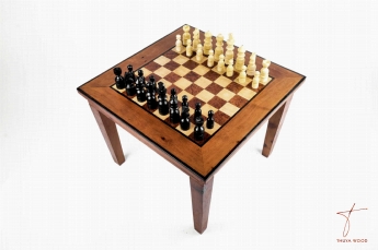 Thuya Wood Chess table in thuya and lemonwood