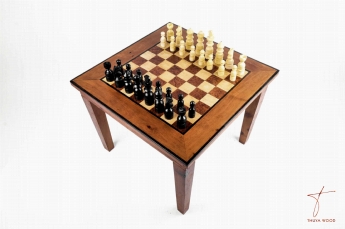 Table d'échecs en bois de thuya et de citronnier 