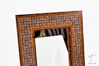 Thuya Wood Mirror with Mother-of-Pearl Ornaments