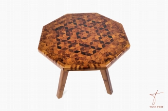 Thuya Wood Table octogonale en marqueterie de thuya 