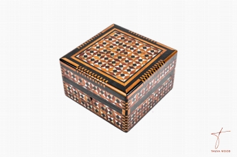 Thuya Wood Boîte à bijoux en thuya avec incrustation de la nacre et d'ébène 