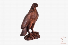 aigle figurine en bois de thuya 