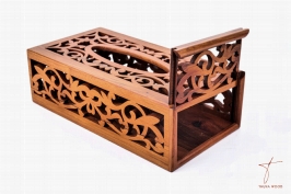 Boîte à mouchoirs creusée en tronc de bois de thuya