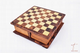 Jeu d'échecs avec boîte secrète en bois de thuya et de citronnier 