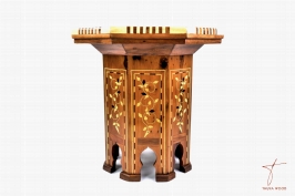 Table à pied central en bois de thuya