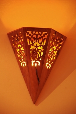Thuya Wood Simple lighting