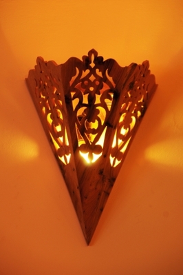 Thuya Wood Simple lighting