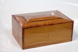 Thuya Wood Jewelry box
